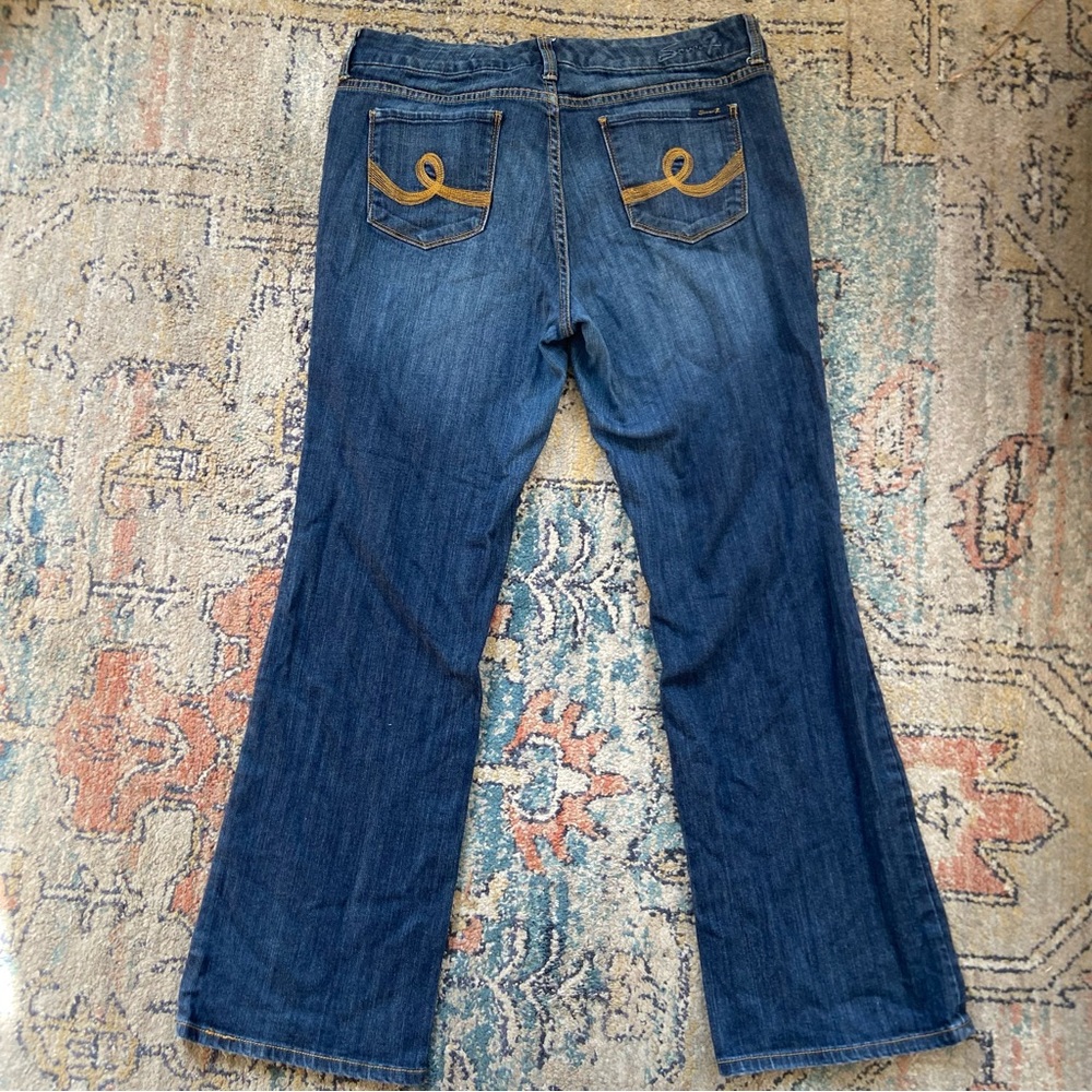 Seven7 bootcut blue jeans